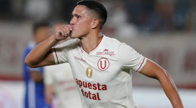 Yuriel Celi es uno de los jugadores que puede suplir a cualquier miembro de la volante titular. Yuriel Celi es uno de los jugadores que puede suplir a cualquier miembro de la volante titular.