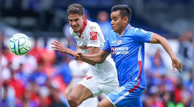 Cruz Azul contra Toluca.