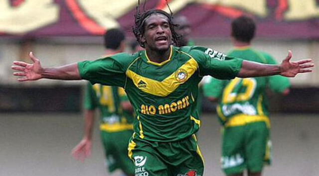 Juan Carrillo en Sport Ancash.