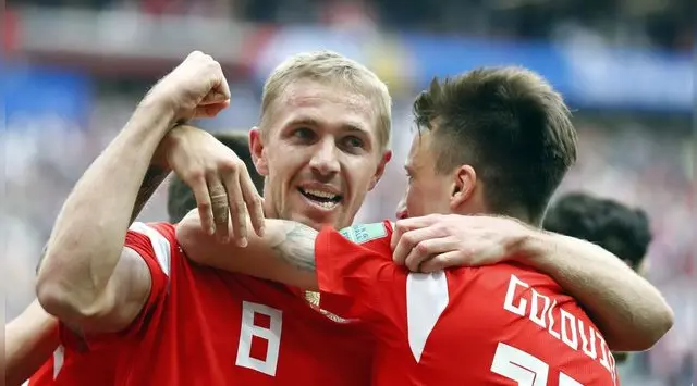 Rusia está excluida de las competiciones UEFA.