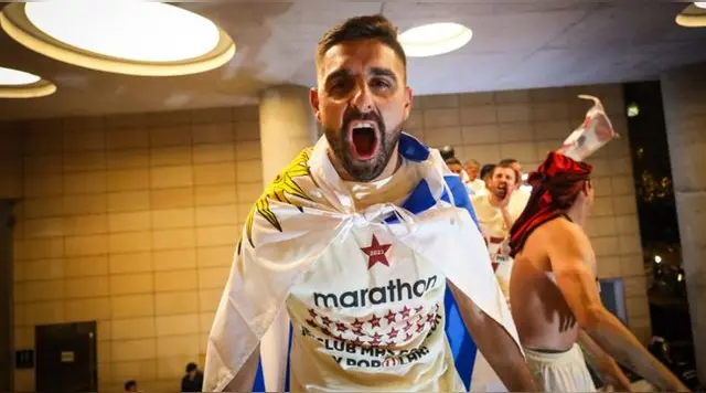 Luis Urruti, Universitario Luis Urruti, Universitario