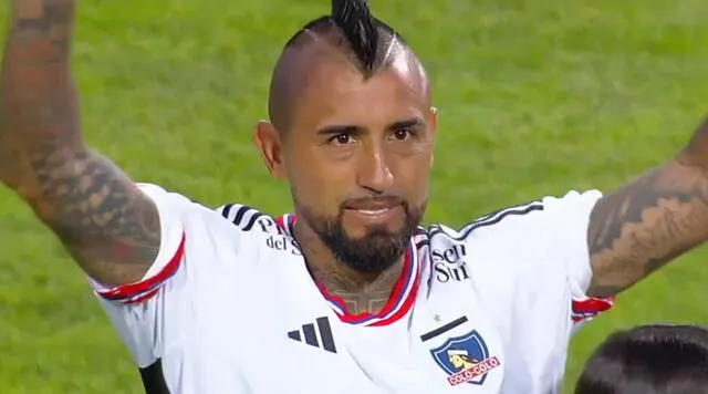 Arturo Vidal, Colo Colo