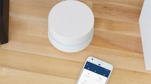 Google Wifi se puede configurar con Google Home.   