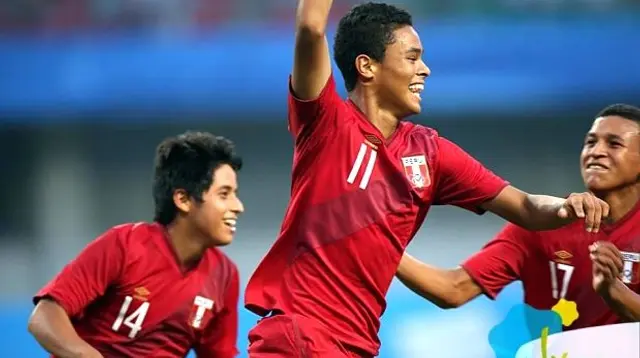 Christopher Olivares