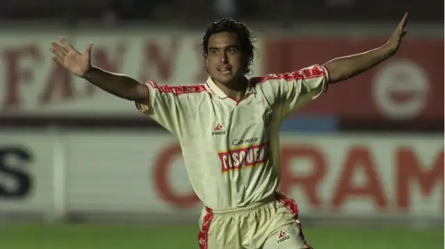 Chemo del Solar, Universitario