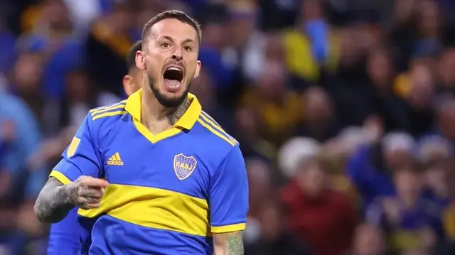  Darío Benedetto acabó su sequía de goles frente a Lanús.   