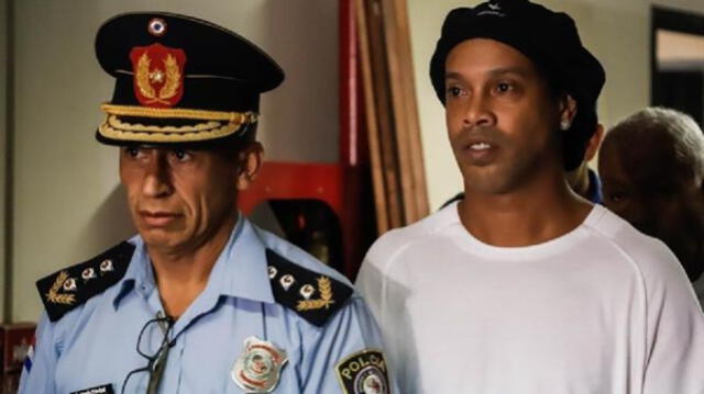 Ronaldinho estuvo preso en Paraguay   