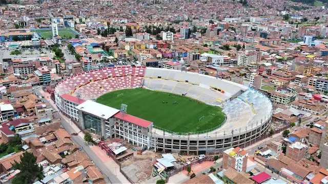 Estadio Inca Garcilaso de la Vega. Estadio Inca Garcilaso de la Vega.