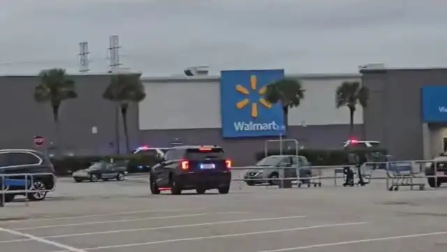 Walmart bomba Walmart bomba