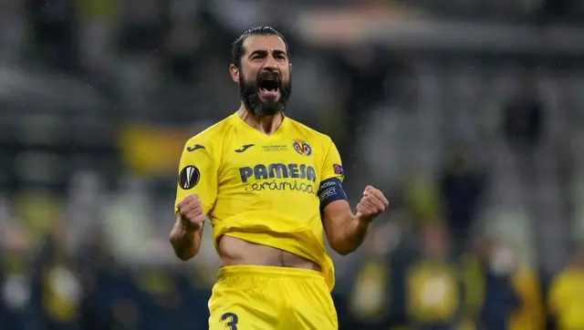 Raúl Albiol en Villarreal Raúl Albiol en Villarreal