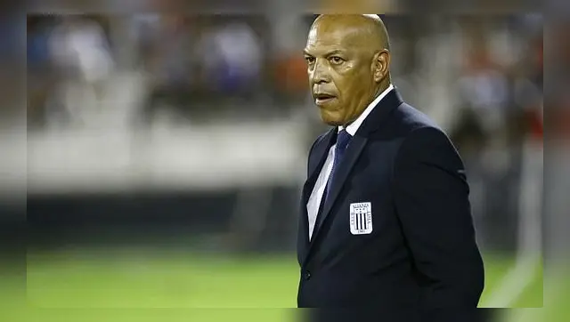 Roberto Mosquera, entrenador peruano.