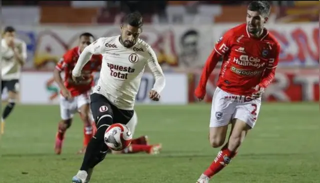 Universitario vs. Cienciano.