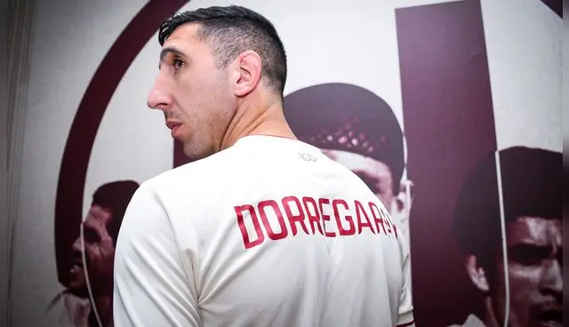 Diego Dorregaray juega de la posición de '9'.   