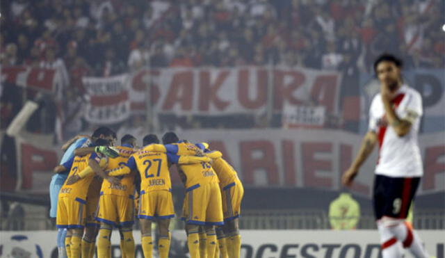 River Plate vs. Tigres: Mexicanos a instantes del inicio del encuentro River Plate vs. Tigres: Mexicanos a instantes del inicio del encuentro