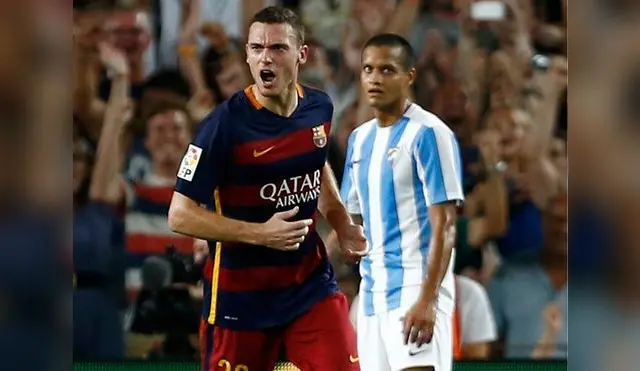 Barcelona vs. Málaga: Thomas Vermaelen celebra efusivamente su gol ante la desazón del venezolano Rosales.