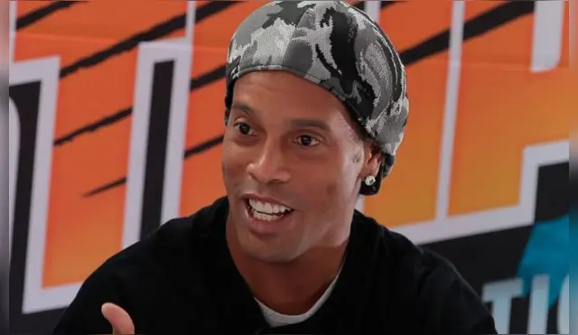 Ronaldinho y otros cracks que visitaron el Perú para jugar partidos amistosos