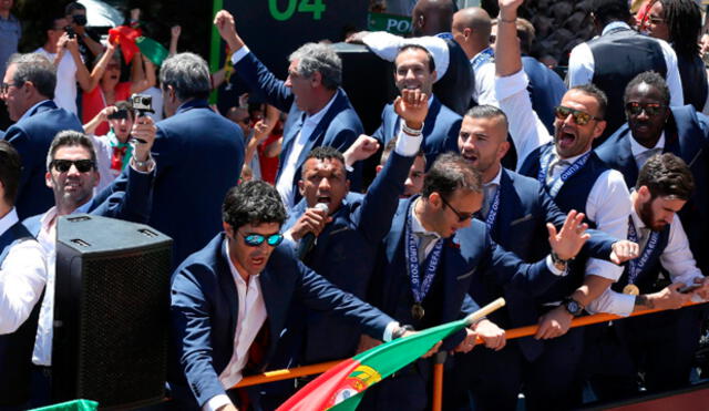 Cristiano Ronaldo y la selección de Portugal llegó a Lisboa y desató la algarabía entre los hinchas