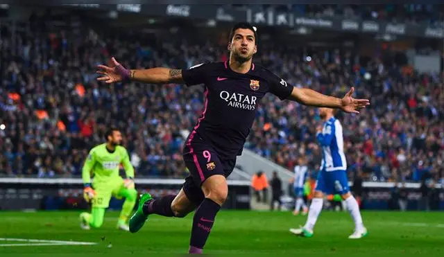 Luis Suárez celebra uno de sus goles al Espanyol. Luis Suárez celebra uno de sus goles al Espanyol.