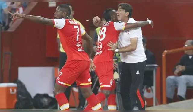 Sporting Cristal: así festejó Gustavo Costas triunfo de Independiente de Santa Fe