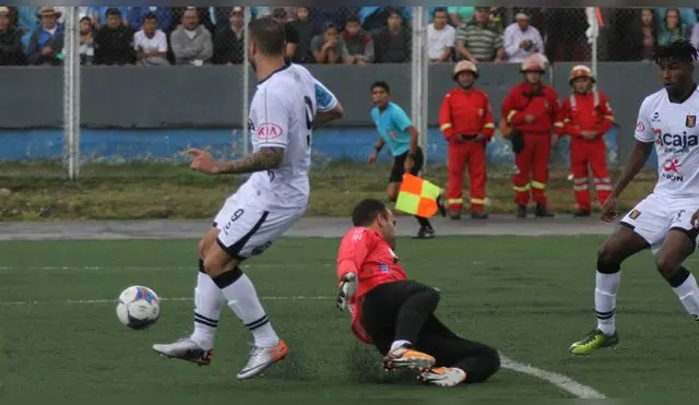 Emanuel Herrera fue el héroe al anotar un gol en el último minuto y forzar la prórroga