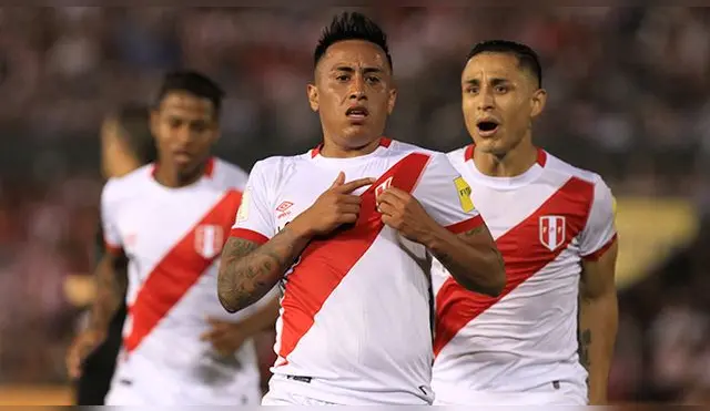 Christian Cueva celebra su gol a Paraguay en las Eliminatorias Rusia 2018.