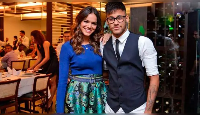 Neymar y Bruna Marquezine rompieron su relación, según el brasileño por mutuo acuerdo. 