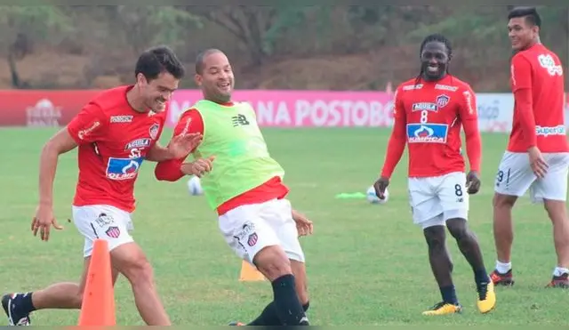 Alberto Rodríguez lleva 6 partidos con el Junior de Barranquilla (5 en Liga de Colombia y 1 por Copa Libertadores).