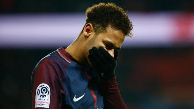 Neymar realizó un conmovedor homenaje a una menor que era su hincha y que fue asesinada por un violador reincidente. Foto: Agencia Neymar realizó un conmovedor homenaje a una menor que era su hincha y que fue asesinada por un violador reincidente. Foto: Agencia