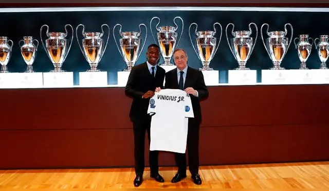 Vinicius Junior fue presentado de manera oficial en el Real Madrid. Foto: @realmadrid