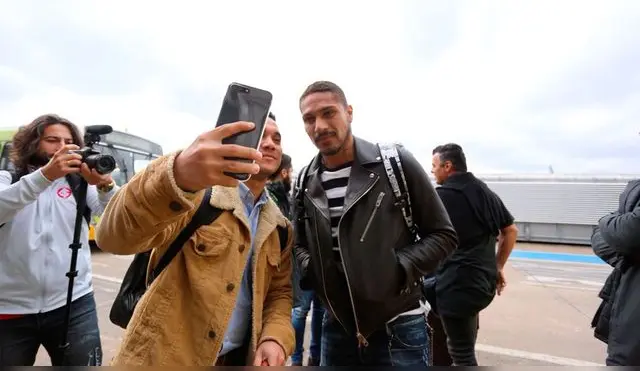 Paolo Guerrero │ Inter de Porto Alegre │ EN VIVO │ ONLINE: Presentación oficial │ VIDEOS │ FOTOS