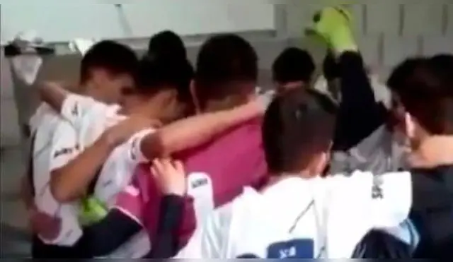 Deportivo Merlo: La emotiva arenga de un jugador de las divisiones menores en Argentina | VIDEO