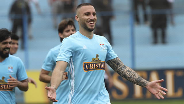  Mario Salas comparó el gol de Emanuel Herrera con el de Diego Armando Maradona 