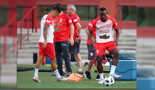 Luis Advíncula es titular indiscutible en la selección peruana. 