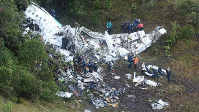 Una aeronave que no solo transportaba al Chapecoense sino a su ilusión tuvo un final abrupto el 28 de noviembre del 2016, dejando 71 muertos y solo seis sobrevivientes.
