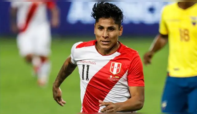 Raúl Ruidíaz decidió cambiarse de peinado antes de fin de año y no pasó desapercibido entre sus seguidores.