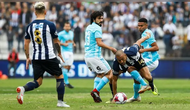 El  favorito es Sporting Cristal, por un margen que se ha venido reduciendo día a día. 