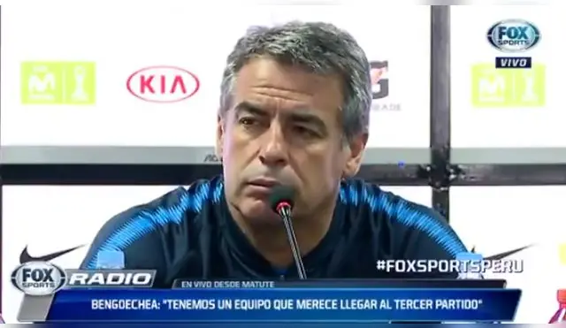Pablo Bengoechea, durante conferencia de prensa de Alianza Lima.