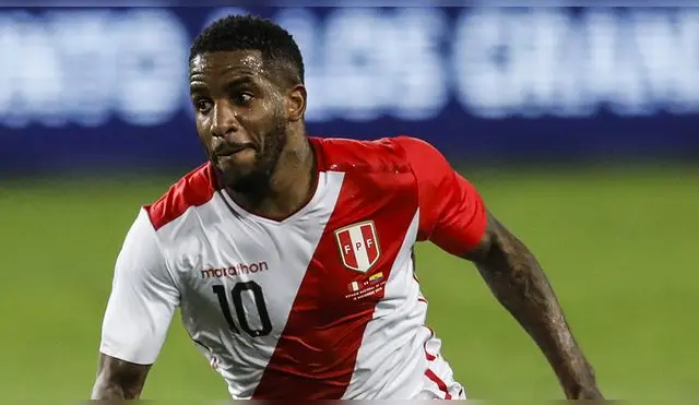 Jefferson Farfán, durante un partido de la Selección Peruana