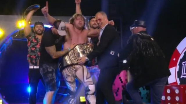Omega es campeón mundial de AEW
