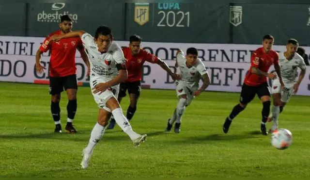 Colón enfrentará a Racing Club en la final de la Copa de la Liga Profesional.