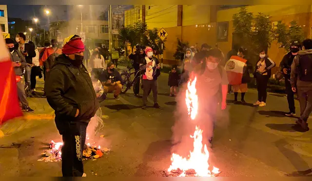 Protestas intentaron llegar a la casa de Pedro Castillo.