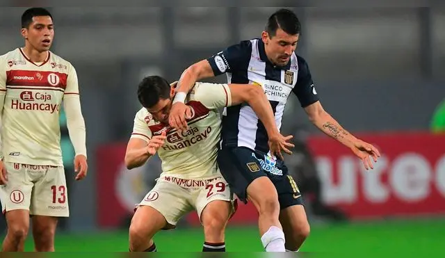 Alianza Lima le ganó a Universitario en el clásico del fútbol peruano.