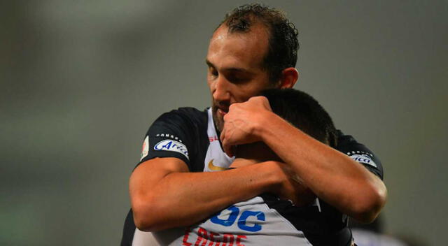 Alianza Lima venció 2-1 a Universitario en un vibrante partido Alianza Lima venció 2-1 a Universitario en un vibrante partido