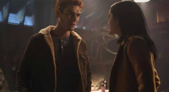 Riverdale entrenó su más reciente episodio de la quinta temporada vía Warner Channel
