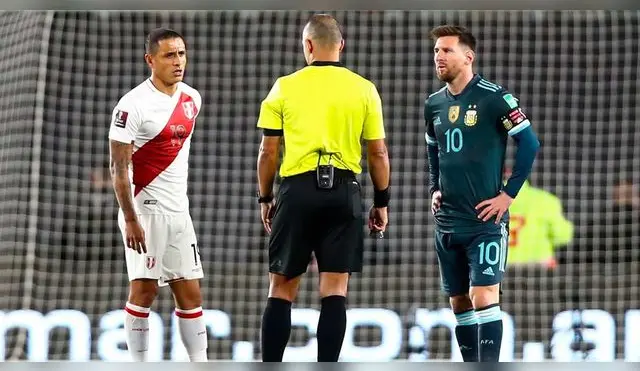 Yoshimar Yotún y Lionel Messi en el Perú vs. Argentina por las Eliminatorias Qatar 2022