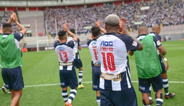 Jefferson Farfán regresó a Alianza Lima luego de más de 10 años de estar en el extranjero. Foto: Jefferson Farfán