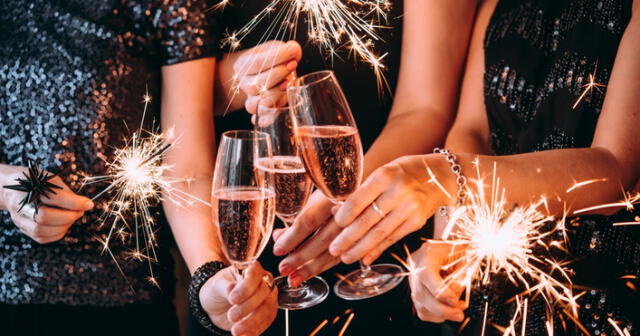 Mejores frases para dedicar a la familia, amigos y pareja en el Año Nuevo