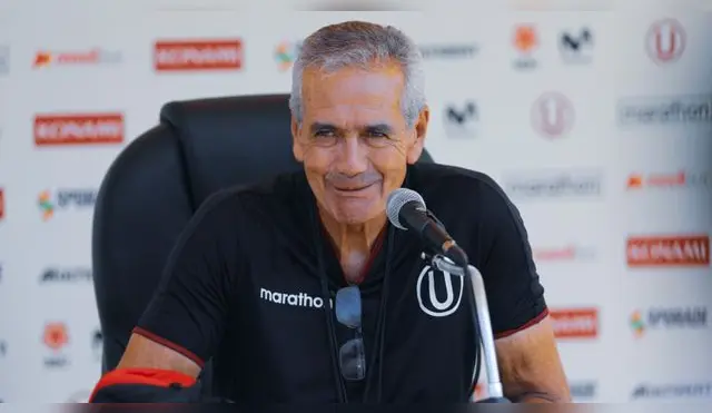 Gregorio Pérez dejó de ser técnico de Universitario