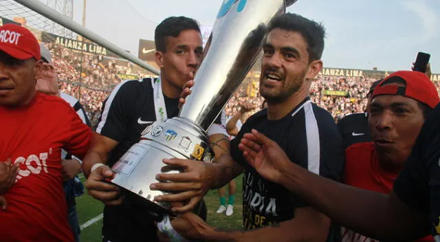 Luis Aguiar junto a Gonzalo Godoy el día que Alianza Lima fue campeón en 2017 Luis Aguiar junto a Gonzalo Godoy el día que Alianza Lima fue campeón en 2017