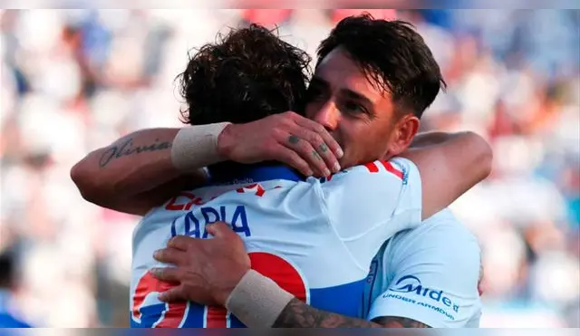 Con goles de Zampedri y Tapia, Católica ganó a la 'U' de Chile. Con goles de Zampedri y Tapia, Católica ganó a la 'U' de Chile.